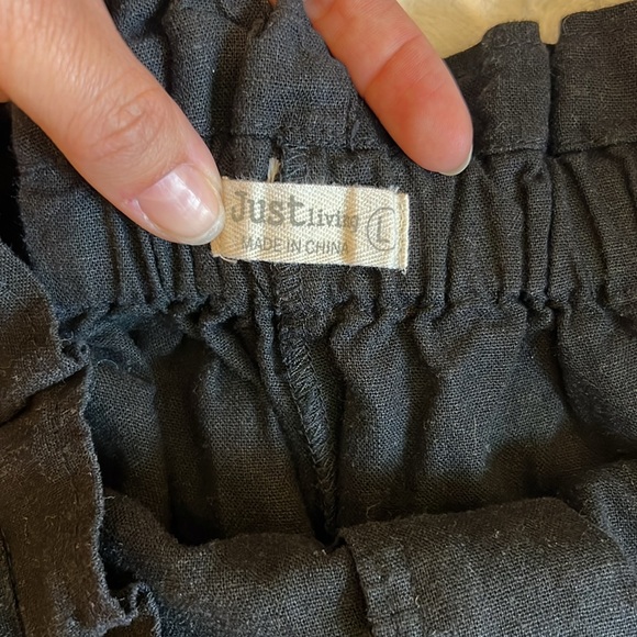 Just Living Shorts - Picture 6 of 7